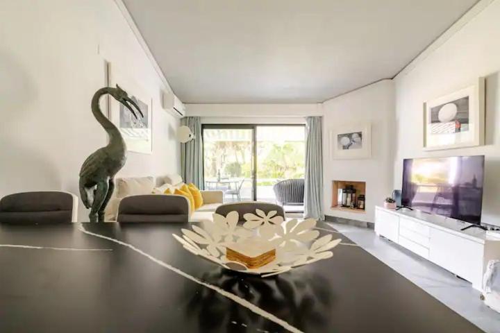 Scarlet'S Place - 1 Bed Victory Village Quinta Do Lago - Beach, Nature, Lakes ภายนอก รูปภาพ