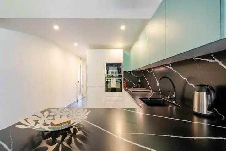 Scarlet'S Place - 1 Bed Victory Village Quinta Do Lago - Beach, Nature, Lakes ภายนอก รูปภาพ